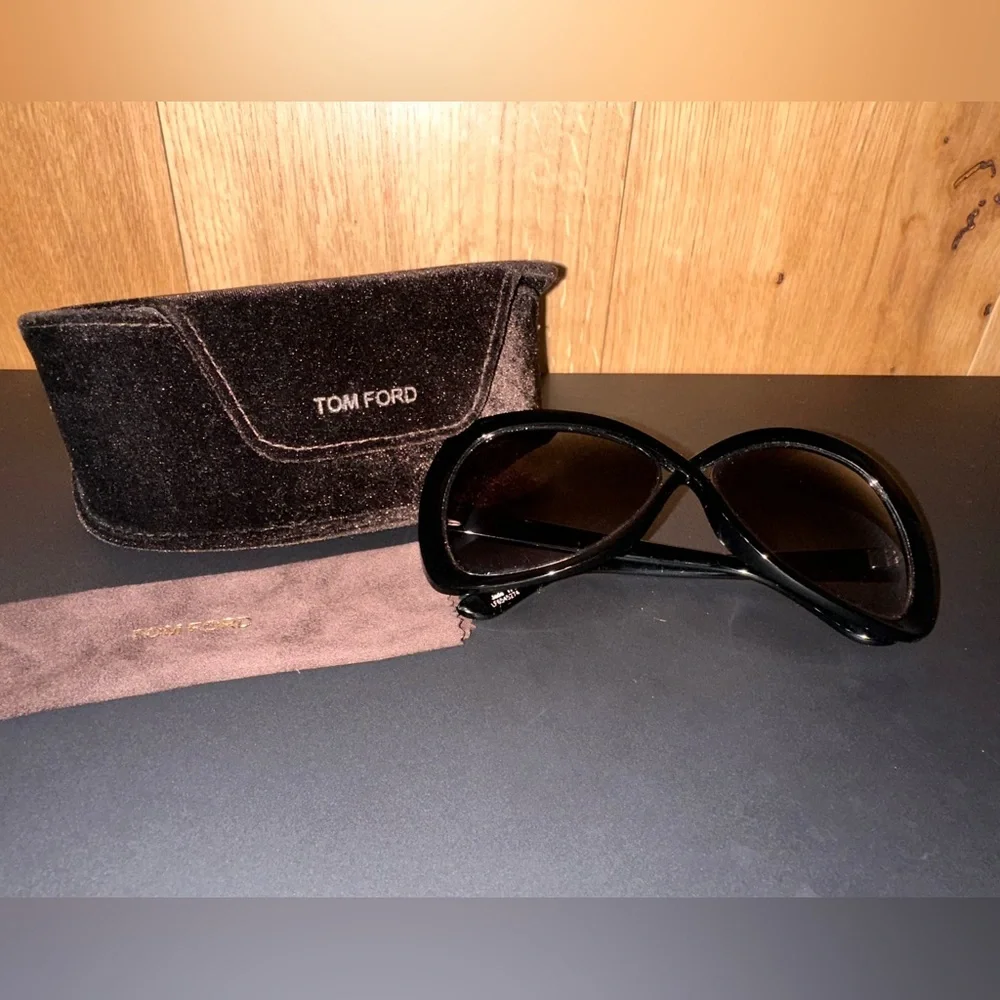 Tom Ford Black Jade TF277 Sunglasses - Picture 3 of 7